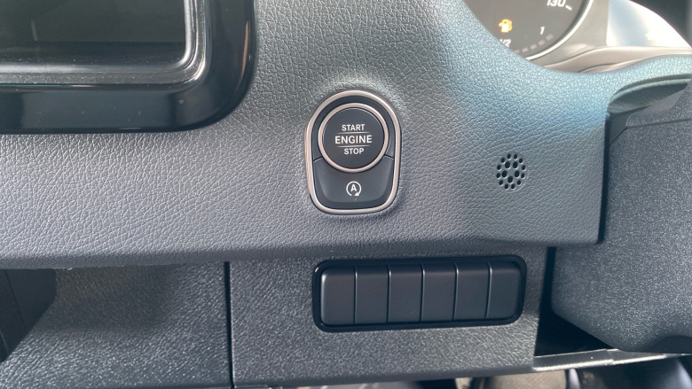 Mercedes-Benz Sprinter 315Cdi L2 Diesel Rwd 3.5t H2 Pro Van 9G-Tronic